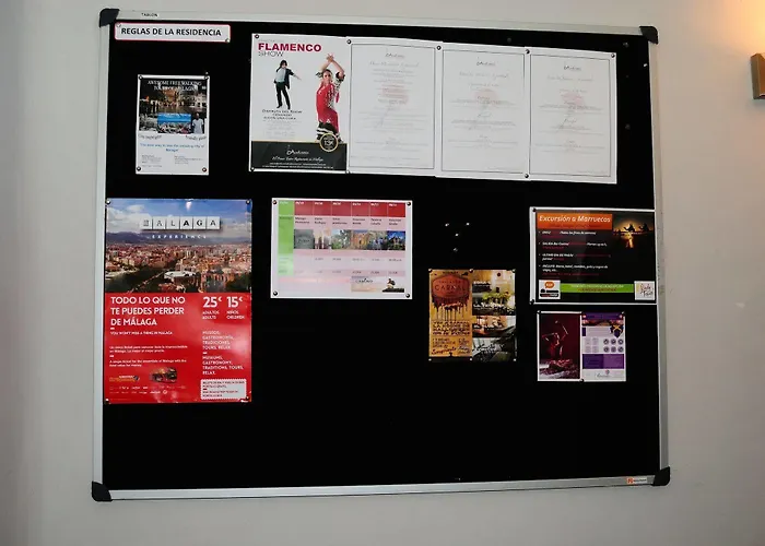 라 모라가 데 포니엔테 호스텔 *