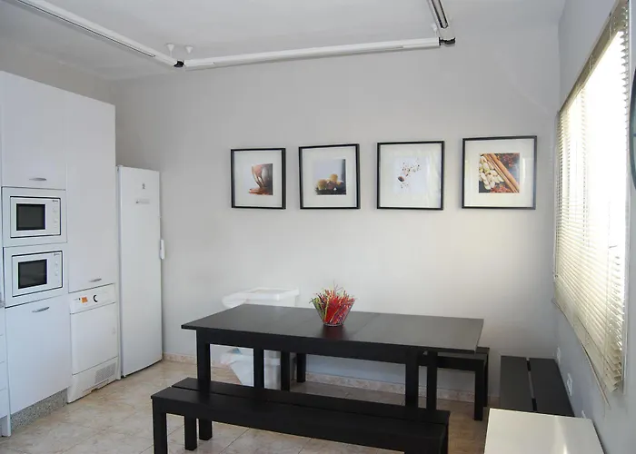 호스텔 라 모라가 데 포니엔테 *